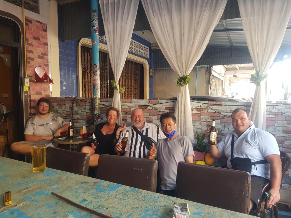 Home&Hug Phuket Extérieur photo